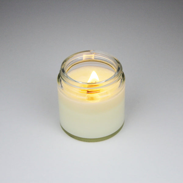 TRAIL SOY CANDLE - Vanilla and bay rum